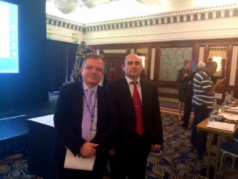 Türk Alqoloji Dərnəyi və Dünya Ağrı İnstitunun sabiq prezidenti-Professor Serdar Erdine ilə- London 2013